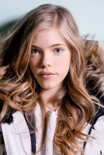 Elle McKinnon