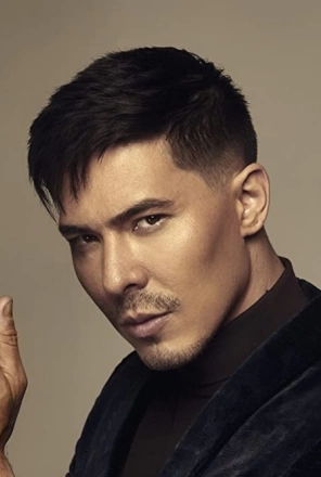 Lewis Tan