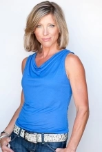 Lia D. Mortensen