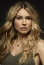 Sarah Carter