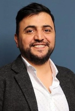 Şinasi Yurtsever