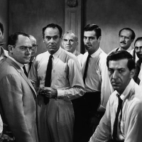  ✸ 12 Kızgın Adam (1957) ★ Henry Fonda ★ Martin Balsam ★ Jack Klugman ★ Ed Begley ★ Edward Binns ★ John Fiedler ★ E.G. Marshall ★ Joseph Sweeney ★ George Voskovec ★ Jack Warden ★ Robert Webber