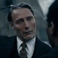  ✸ Fantastik Canavarlar: Dumbledore'un Sırları (2022) ★ Mads Mikkelsen