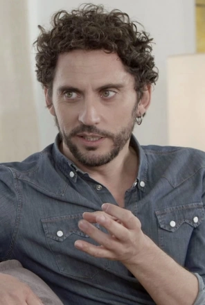 Paco León