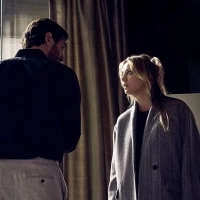  ✸ The Flight Attendant (2020) ★ Kaley Cuoco ★ Michiel Huisman