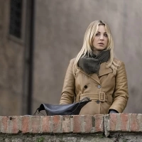  ✸ The Flight Attendant (2020) ★ Kaley Cuoco
