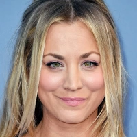  ★ Kaley Cuoco