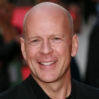  ★ Bruce Willis