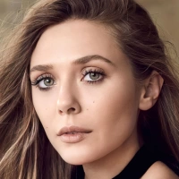  ★ Elizabeth Olsen