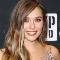 ★ Elizabeth Olsen