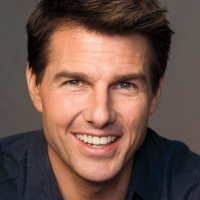 ★ Tom Cruise