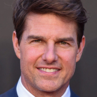 ★ Tom Cruise