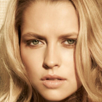  ★ Teresa Palmer