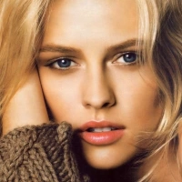  ★ Teresa Palmer