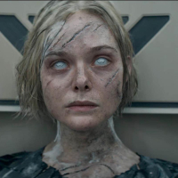  ✸ Predator: Vahşi Topraklar (2025) ★ Elle Fanning